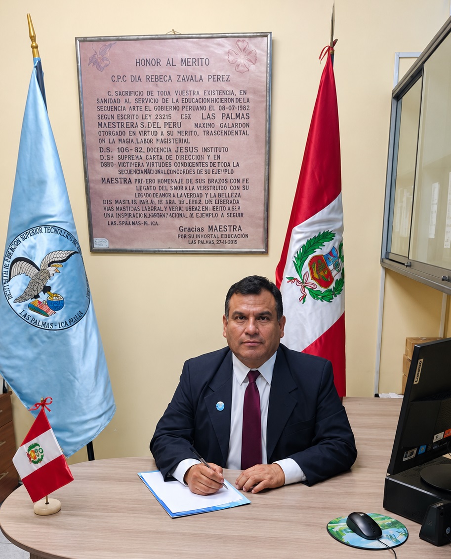 LIC.ADM MICHAEL HANSEL PALACIOS HUAYTA